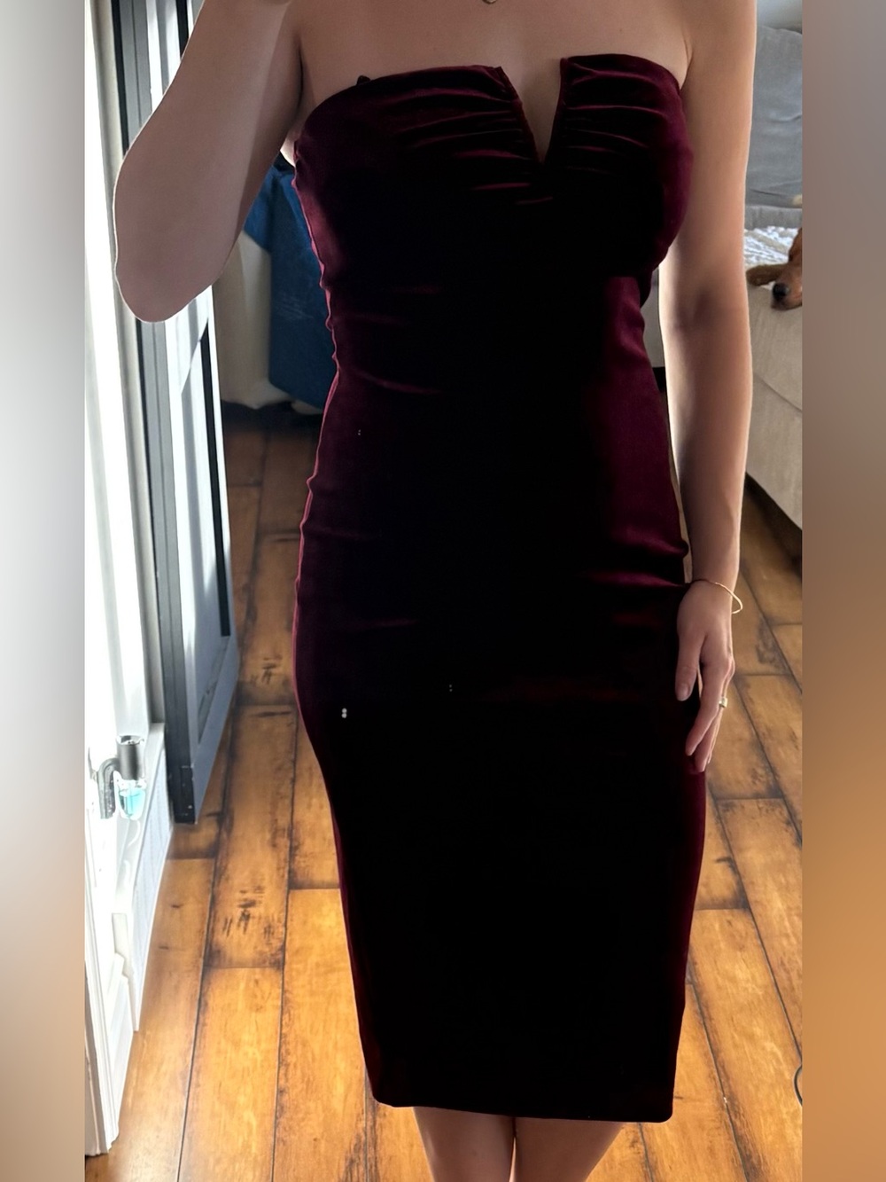 Elegant Burgundy Bodycon Dress - Women